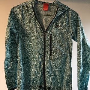 🌬💨 Nike teal patterned windbreaker jacket, xSmall.  Zippered pockets, w- hood
